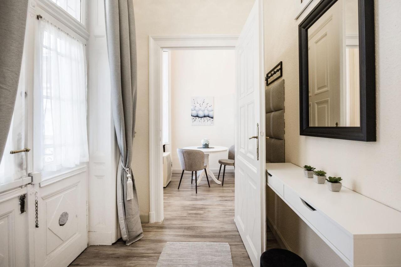 Andrassy 13 Center Apartment Βουδαπέστη Εξωτερικό φωτογραφία